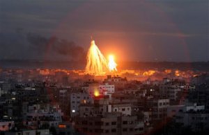 ap_gaza_airstrike_dusk32